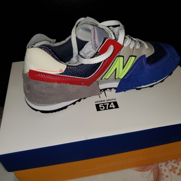 New Balance 574 size 8 - Picture 7 of 8